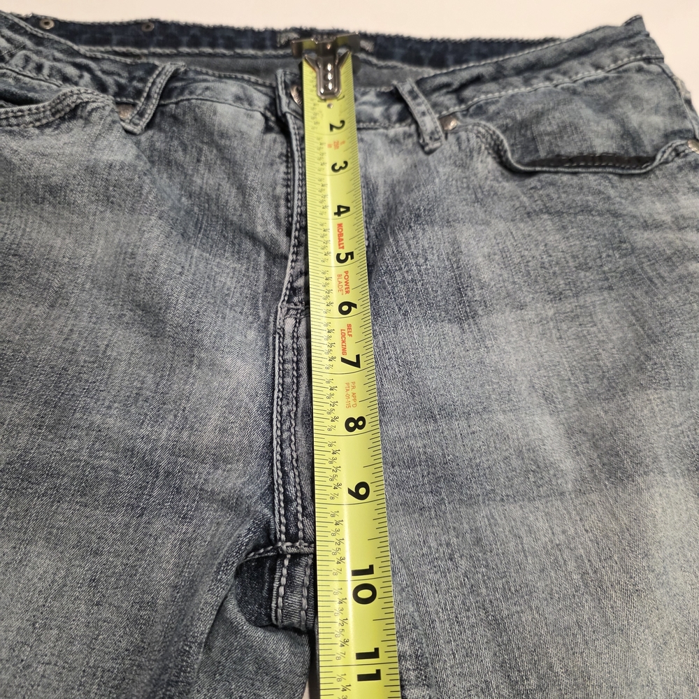 True Luxe Toronto Embellished Fleur De Lis Capri Jeans Women's 31 Blue Denim Y2K - Picture 16 of 16